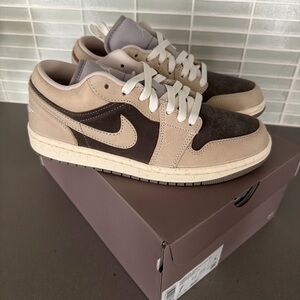 Jordan Low-Top Sneakers in Brown and Tan